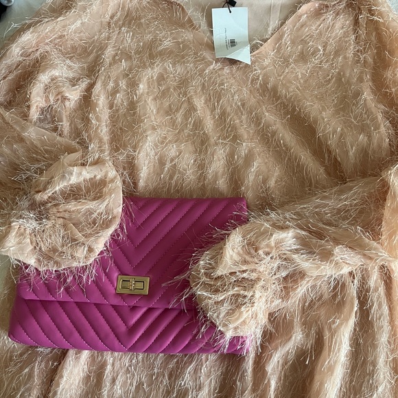 Hot pink large quilted flap back - Picture 4 of 4